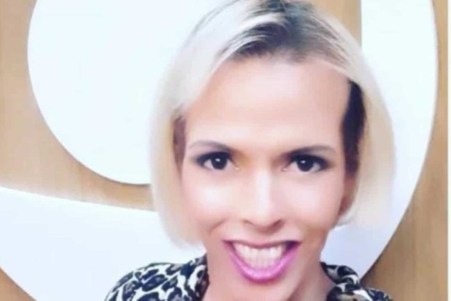 Atriz transgenero diz ter sido vítima de preconceito