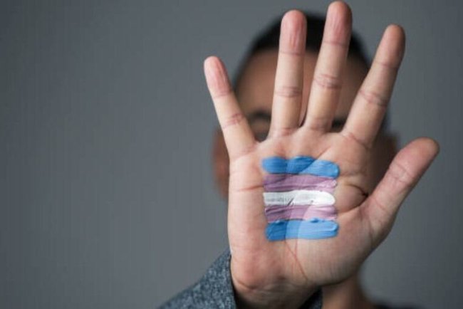 Se o homem transa com uma mulher trans ele é Gay