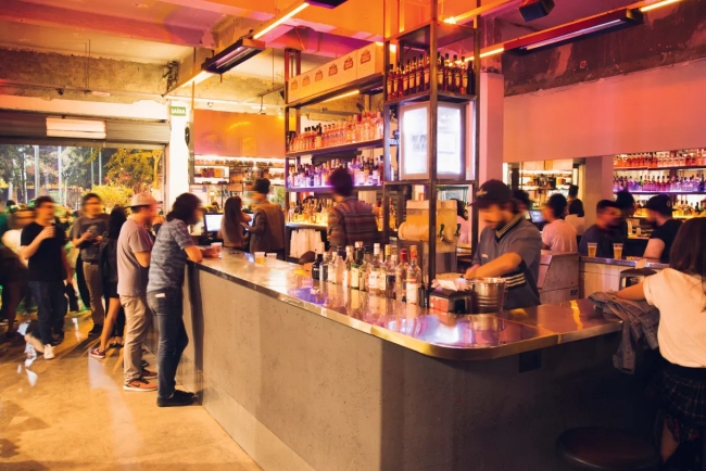 5 Lugares para levar acompanhante trans