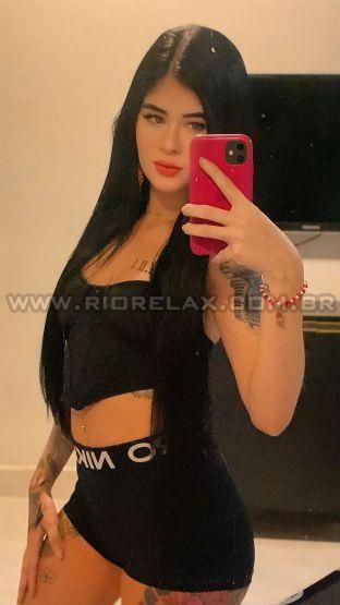 RJ Carolina Barbosa 16ba8d
