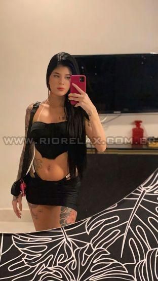 RJ Carolina Barbosa 3b545c