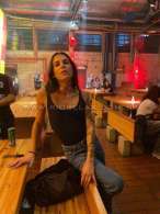 Farah - Transex  anuncio Hey guys, Im a sexy and natural trans girl, looking to spend a good time with a client.I'm smart, funny and endowed!So lets meet, send me a message. ...