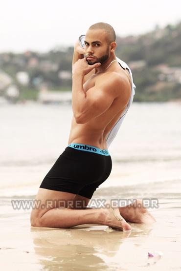 garoto RJ Fabian 5521374