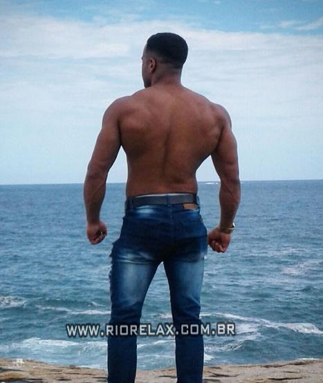 garoto RJ Mauricio 2503230