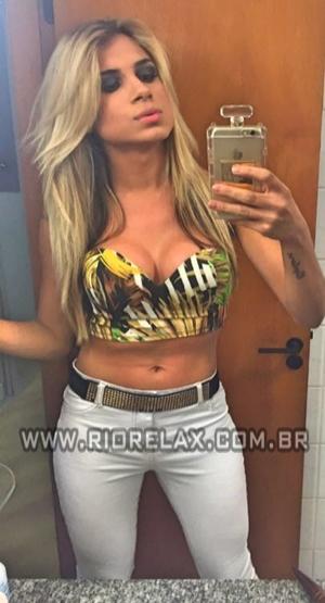 RJ Carol Andrade 5424661