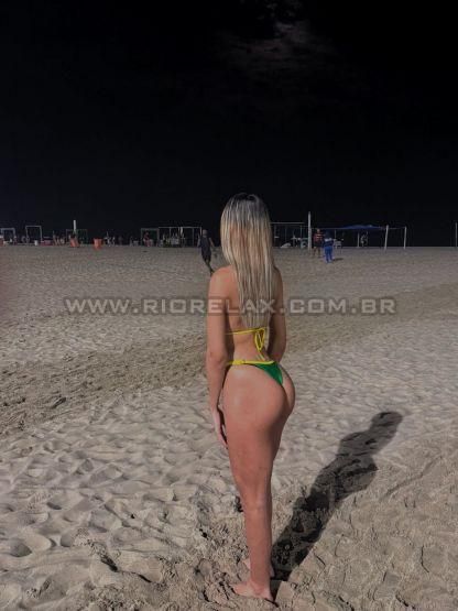 RJ Chloe b38c3d RJ Chloe b38c3d