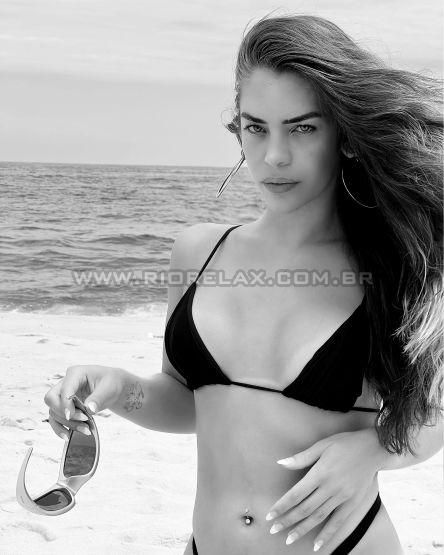 RJ p Fernanda Aguiar 8355787