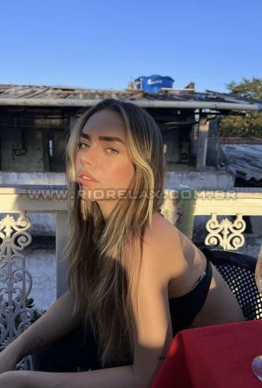 RJ p Fernanda Aguiar 8356155