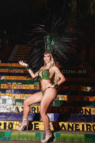 RJ Jessica Rayalla 1450169