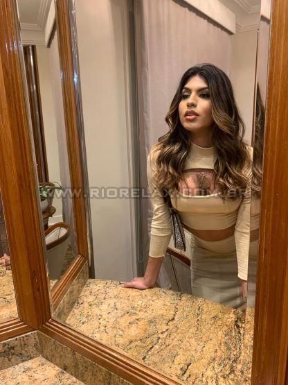 RJ Maya Menezes 8064318 RJ Maya Menezes 8064318