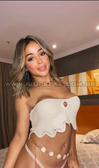 RJ Sabrina Fernandes c1bf9b