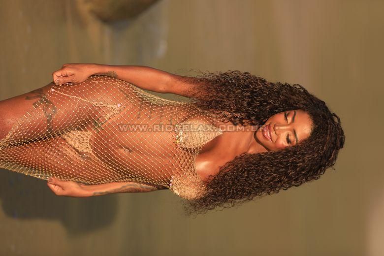 RJ Thaina Francinne 4e24d9