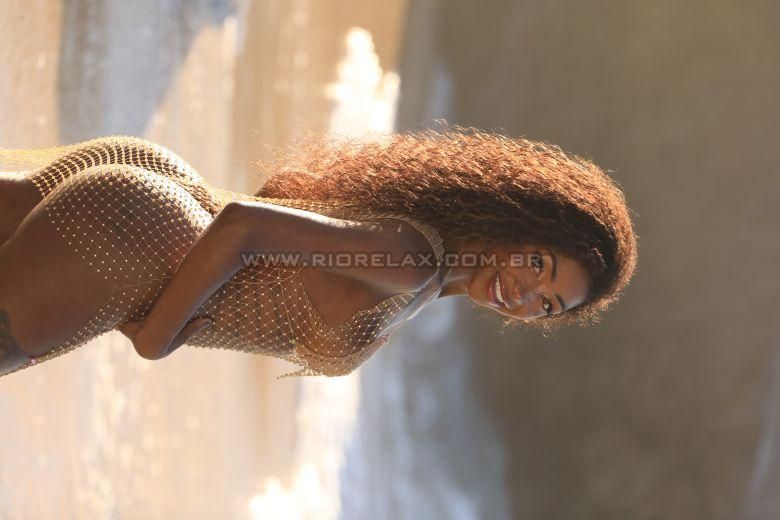 RJ Thaina Francinne 80859c