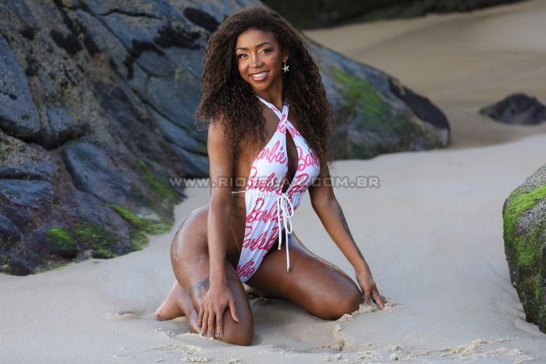 RJ Thaina Francinne a8a2c6