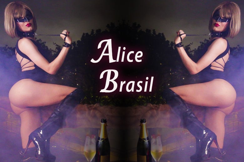 alice brasil - transex RJ - anuncio VIP A RAINHA DO BDSM&nbsp;Me chamo Alice BrasilSou uma Trans Dominadora&nbsp;Tenho 1.81de altura sou branca loira, tenho 21 cm , piroca grande grossa da cabeça rosinha.Perfumada , educada e de alta qualidade, elegante, sofisticada muito inteligente,falo 3 idiomas , já morei fora do Brasil , sou muito espontânea tranquila não tenho pressa ficamos super a vontade,meu local é muito discreto limpo organizado, toalhas limpas , ar condicionado tudo muito organizado para poder recebê-los com maior Higiene.TRABALHO COM DOMINAÇÃO SOFT/HARD, FEITICHISTA , COURO, LÁTEX, BANDAG, CASTIDAD, CBT E MUITO MAIS....&nbsp;O chicote , as botas e as roupas de couro são como a minha primeira pele. Se você p